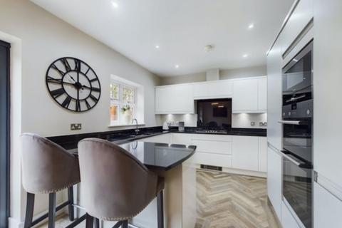 3 bedroom detached house for sale, Manor Gate, Horsforth, Leeds, LS18