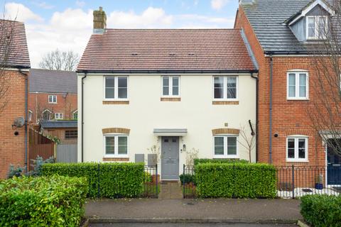 3 bedroom semi-detached house for sale, Finn Farm Road, Kingsnorth