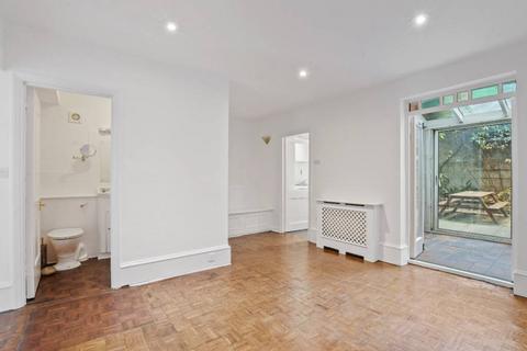 2 bedroom flat to rent, Primrose Hill NW1