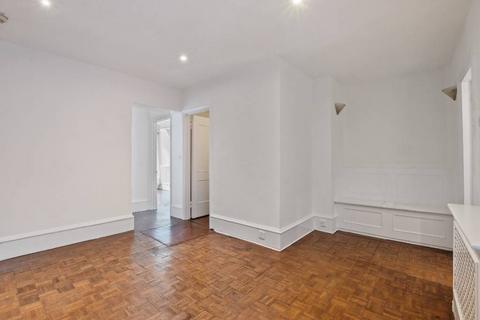 2 bedroom flat to rent, Primrose Hill NW1