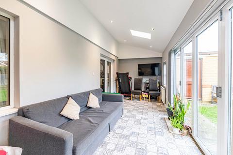 28 Bellrope Acre, Armthorpe, Doncaster, DN3 3DG