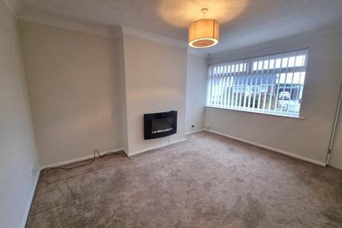 2 bedroom semi-detached bungalow to rent, Coniston Avenue, Poulton le Fylde FY6