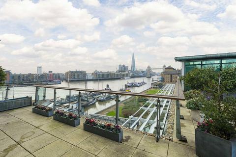 3 bedroom flat for sale, Wapping High Street, London E1W