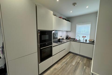 4 bedroom terraced house for sale, Christchurch Road, Ringwood, BH24