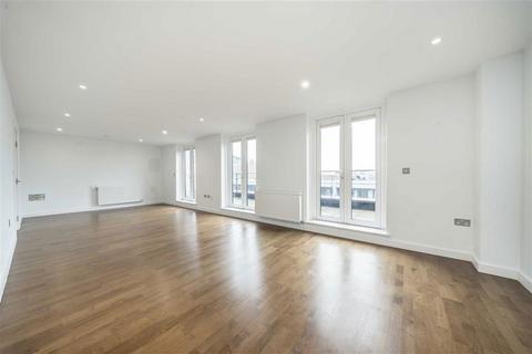 3 bedroom flat for sale, Wharf Street, London SE8