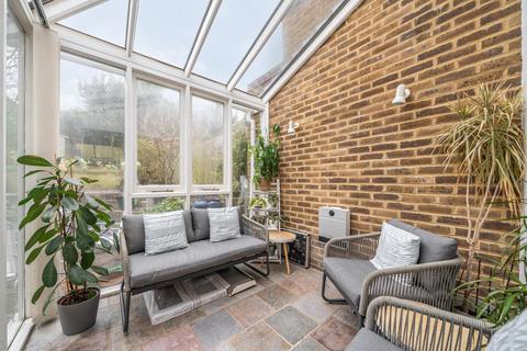 127 Addison Road, Guildford, GU1 3QE
