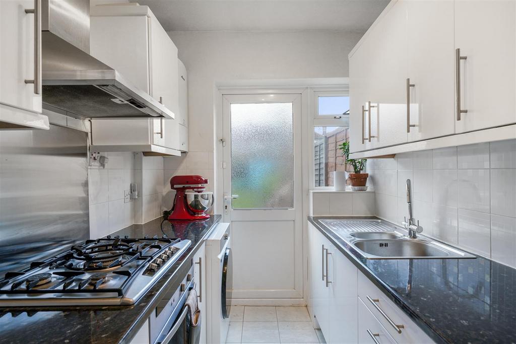 18 Wadham Gardens - a Fi5 OK0m3yu3m Mfg FMyu.jpg