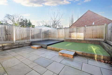 15 Earls Road, Stoke-on-trent, ST4 8DG