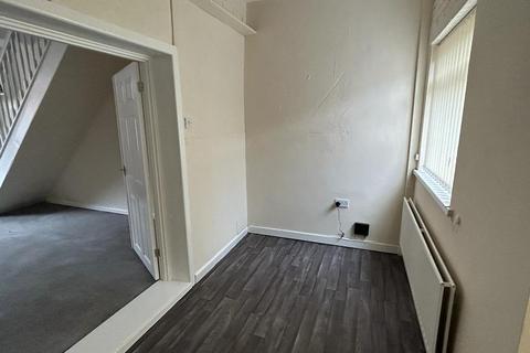 2 bedroom terraced house to rent, Bessemer Street, DL17 8NJ