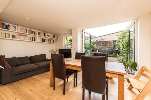 4 bedroom terraced house to rent, Rochester Road, Camden NW1