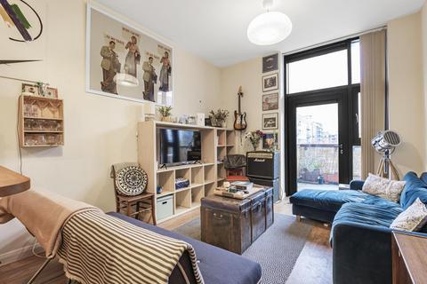 1 bedroom flat for sale, Multi Way, Acton