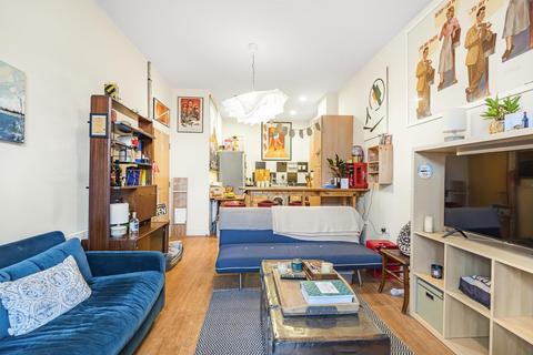 1 bedroom flat for sale, Multi Way, Acton