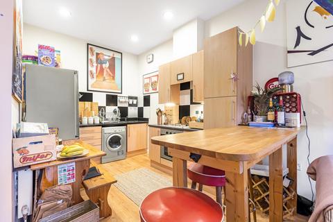 1 bedroom flat for sale, Multi Way, Acton