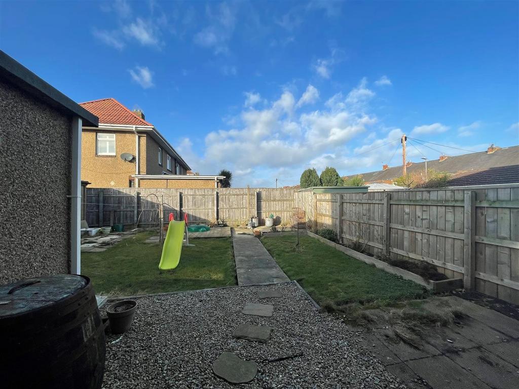 Garden 2.jpg