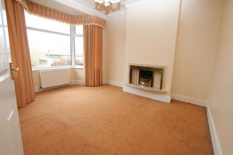 3 bedroom semi-detached house for sale, Thackley Old Road, Windhill, Shipley