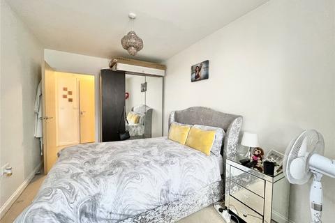 2 bedroom apartment to rent, Stanley Road, Harrow HA2