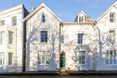 6 bedroom townhouse for sale, Binswood Avenue, Leamington Spa, Warwickshire CV32 5SE