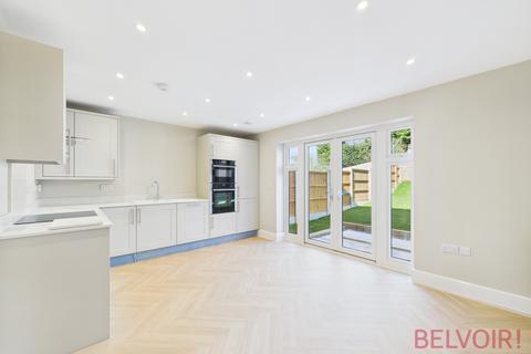 3 bedroom detached house for sale, The Poplar, High Oakham Ridge, Mansfield, NG18