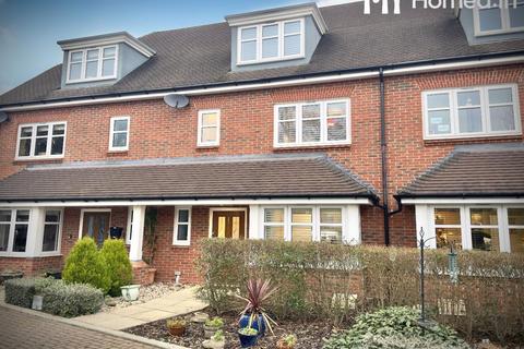 3 bedroom terraced house for sale, Kennard Crescent, Southwater, Horsham