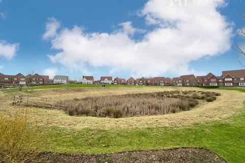 3 bedroom terraced house for sale, Kennard Crescent, Southwater, Horsham