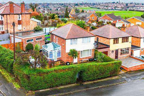 3 bedroom detached house for sale, First Avenue, Carlton NG4