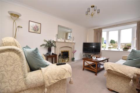 4 bedroom detached house for sale, Cambridge Grove, Kippax, Leeds, West Yorkshire