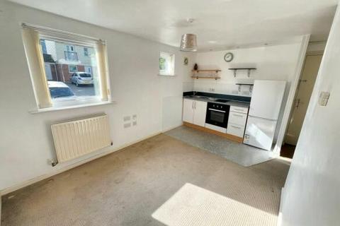 Studio to rent, Follager Road, Rugby, CV21