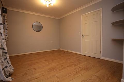 2 bedroom end of terrace house for sale, Waverley Close, Coxheath, Maidstone