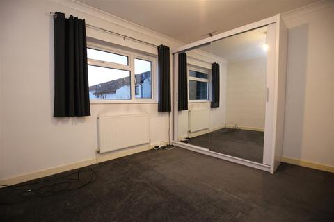 2 bedroom end of terrace house for sale, Waverley Close, Coxheath, Maidstone