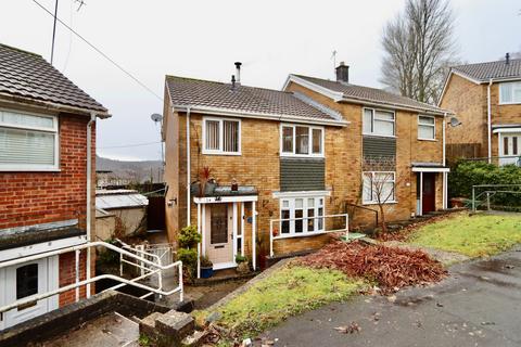 2 bedroom semi-detached house for sale, Coundley Close, Fleur De Lis, NP12