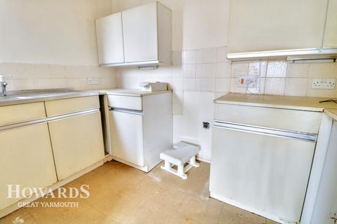 2 bedroom apartment for sale, St Peters Plain, Great Yarmouth