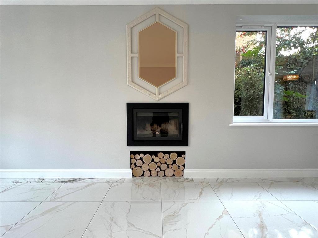 Fireplace.jpg
