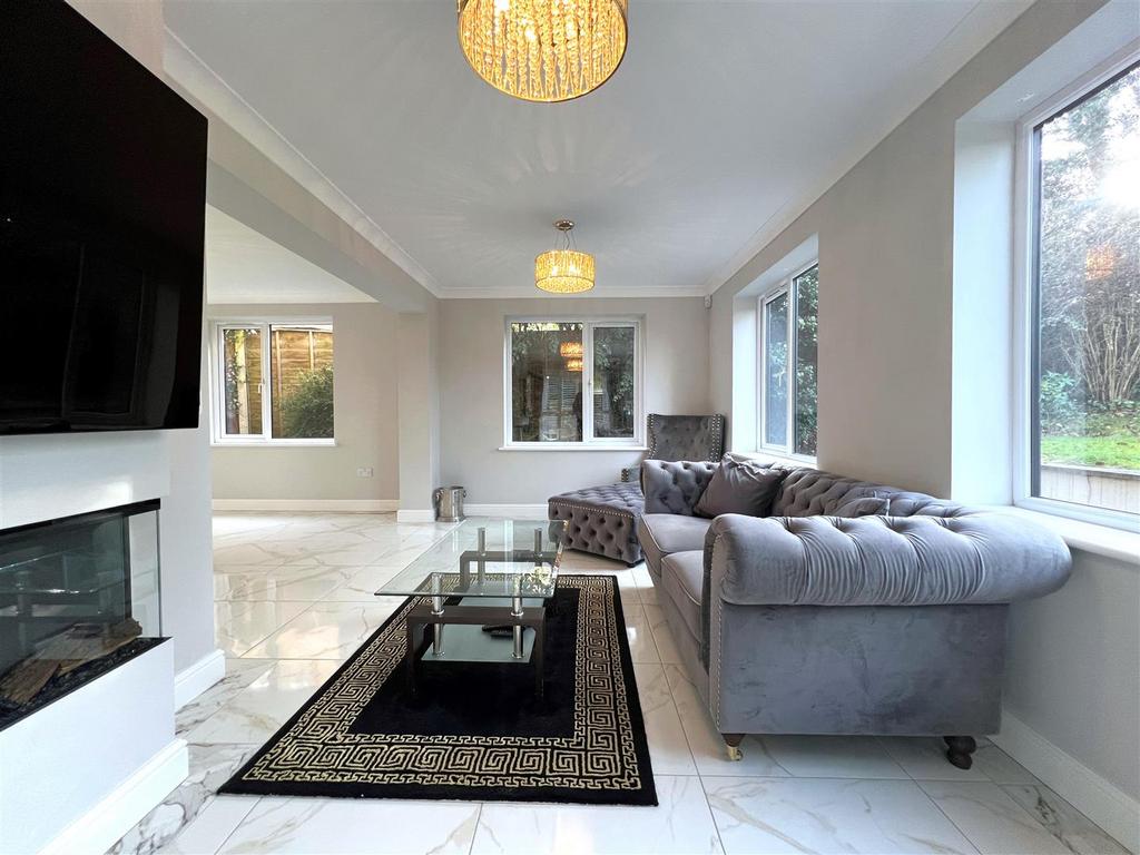 Sitting room.jpg