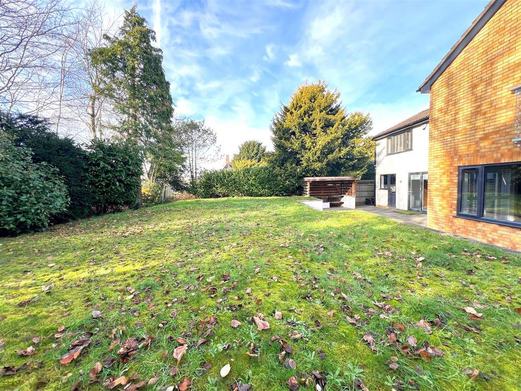 Garden 1.jpg