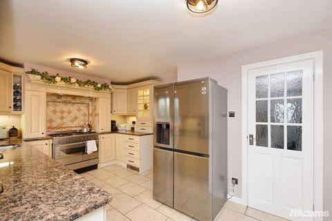 4 bedroom detached house for sale, Eanleywood Lane, Runcorn