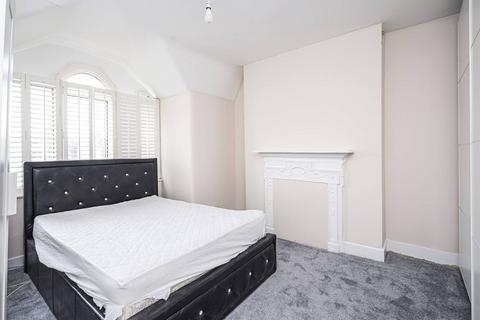 1 bedroom flat to rent, Dyne Road, Brondesbury, London, NW6