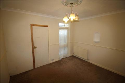 2 bedroom terraced house to rent, Nelson Road, Northfleet, Gravesend, Kent, DA11