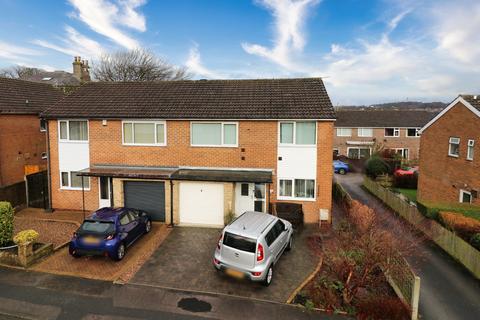 4 bedroom semi-detached house for sale, Montfort Close, Horsforth, Leeds, West Yorkshire, LS18