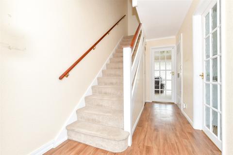 8 Beechcroft Gardens, Ramsgate, CT11 7HE