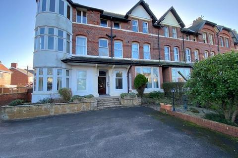 2 bedroom apartment for sale, 36-38 St. Annes Road East, Lytham St. Annes, Lancashire, FY8