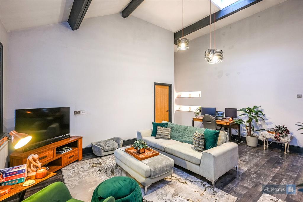 Lounge/Entrance
