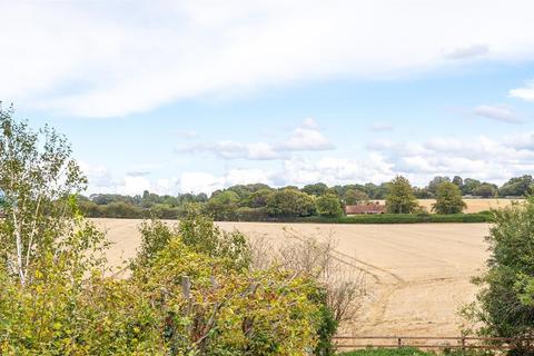 5 Barley Croft, Woolmer Green, Knebworth, SG3 6HY
