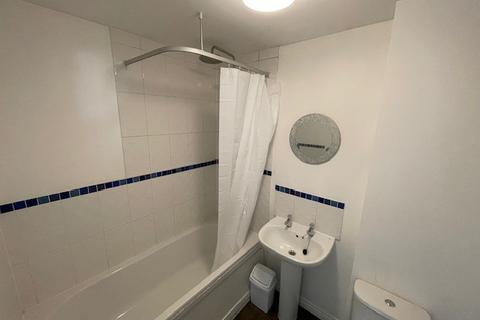 3 bedroom house to rent, Widdowson Road, Nottingham NG10