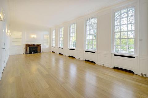 5 bedroom maisonette to rent, Cheyne Walk, Chelsea, London