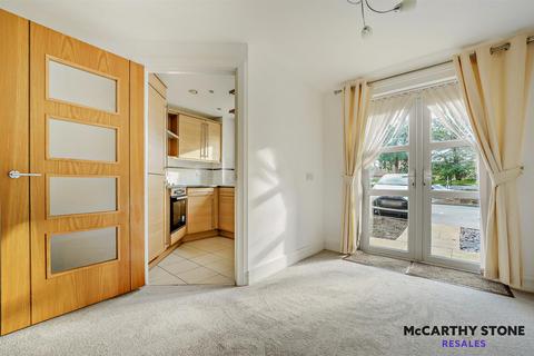 1 bedroom apartment for sale, Ridgeway Court