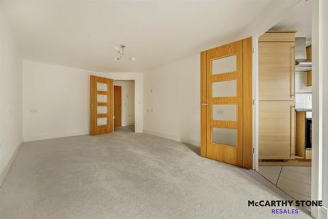 1 bedroom apartment for sale, Ridgeway Court