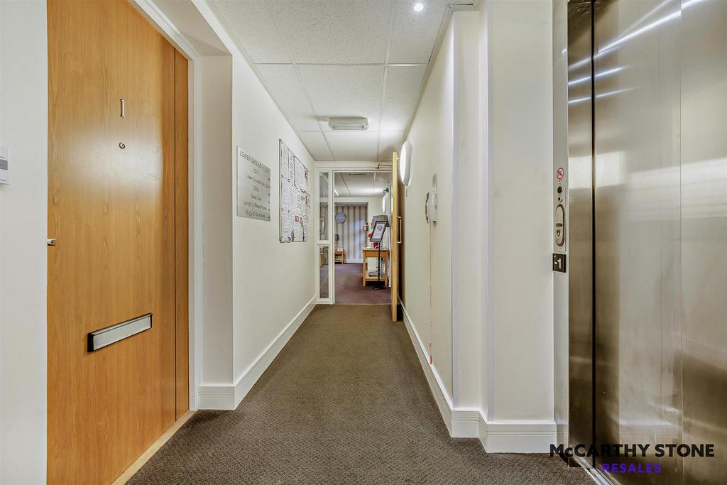 8629421-interior11-800.jpg
