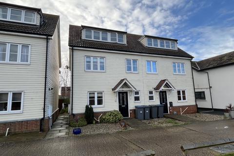 4 bedroom semi-detached house for sale, Spriteshall Lane, Felixstowe IP11