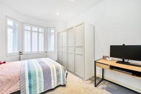 2 bedroom flat for sale, Fallsbrook Road, Furzedown, SW16