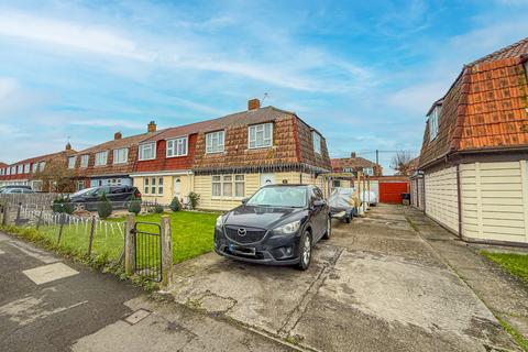 3 bedroom semi-detached house for sale, Parkway, Bridgwater, Somerset, TA6 4QT